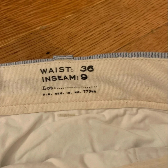 J. Crew Men’s Chino Shorts 100% Linen Blue Ticking Stripe Size 36 Inseam 9” - Picture 2 of 7